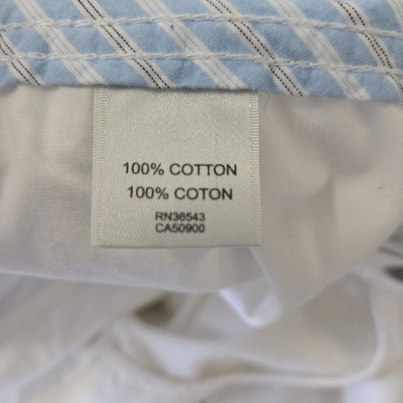 ⭐️Van Heusen White Capris Size 6 - Picture 5 of 6